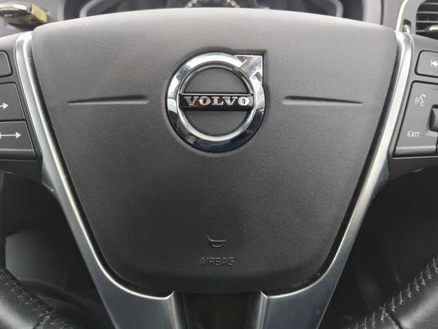 ボルボ Ｖ４０ Ｄ４ モメンタム ディーゼルターボ H29年 (東北) 99