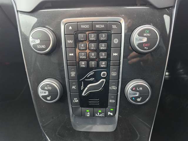 ボルボ Ｖ４０ Ｄ４ モメンタム ディーゼルターボ H29年 (東北) 99