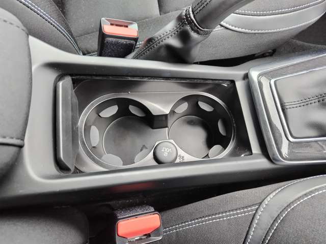 ボルボ Ｖ４０ Ｄ４ モメンタム ディーゼルターボ H29年 (東北) 99