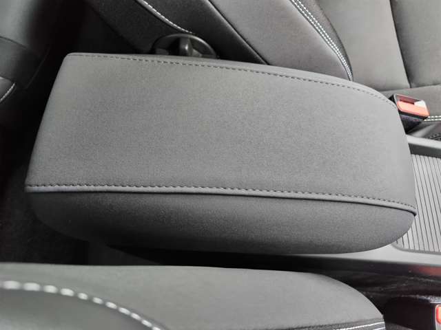 ボルボ Ｖ４０ Ｄ４ モメンタム ディーゼルターボ H29年 (東北) 99