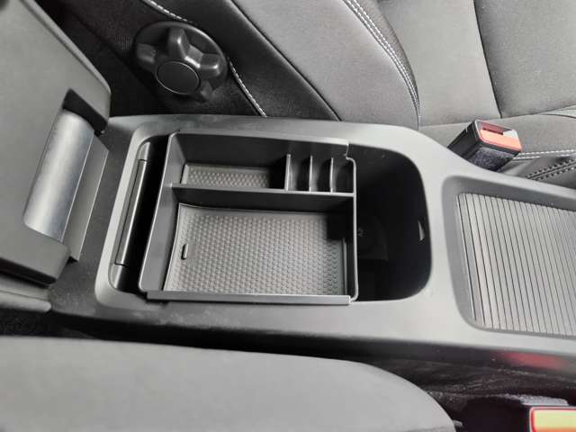 ボルボ Ｖ４０ Ｄ４ モメンタム ディーゼルターボ H29年 (東北) 99