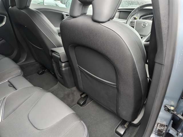 ボルボ Ｖ４０ Ｄ４ モメンタム ディーゼルターボ H29年 (東北) 99