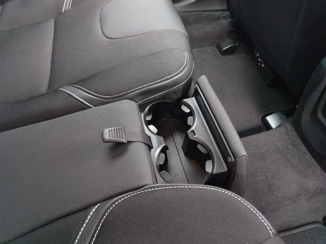 ボルボ Ｖ４０ Ｄ４ モメンタム ディーゼルターボ H29年 (東北) 99