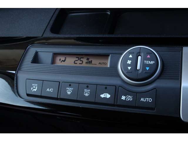 ホンダ フリード　ハイブリッド １．５ H24年 (関東) 99