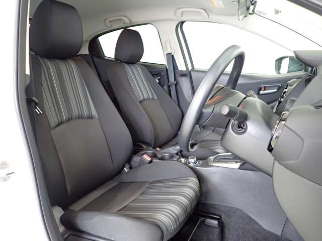 マツダ ＭＡＺＤＡ２ １．５ １５Ｓ スマート エディション R4年 (関東) 99