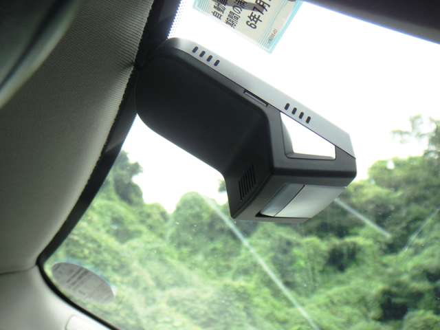 ボルボ Ｖ４０ Ｔ３　インスクリプション H29年 (東北) 99