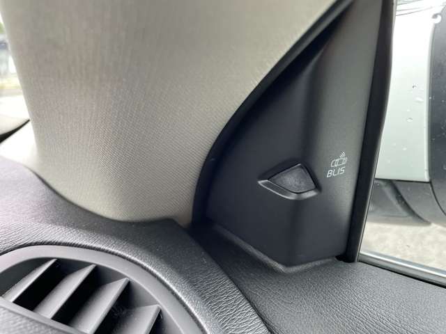 ボルボ Ｖ４０ Ｔ３　インスクリプション H29年 (東北) 99