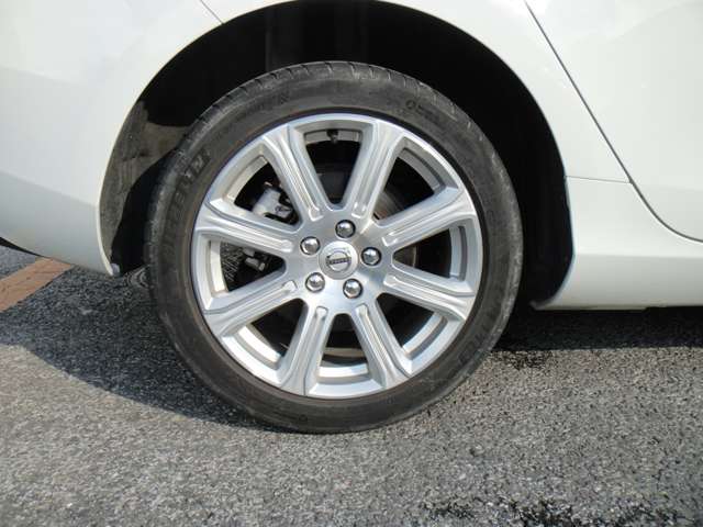 ボルボ Ｖ４０ Ｔ３　インスクリプション H29年 (東北) 99