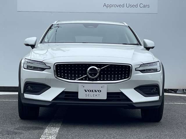 ボルボ Ｖ６０クロスカントリー アルティメット Ｂ５ ＡＷＤ ４ＷＤ R5年 (東北) 99