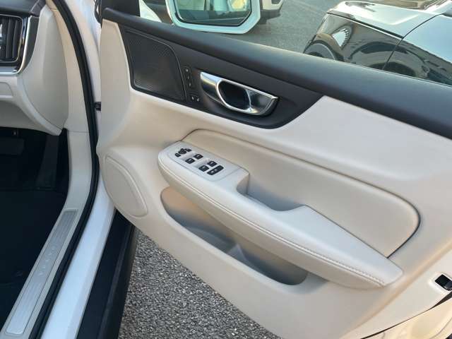 ボルボ Ｖ６０クロスカントリー アルティメット Ｂ５ ＡＷＤ ４ＷＤ R5年 (東北) 99