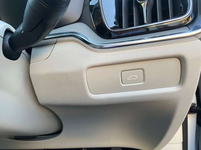 ボルボ Ｖ６０クロスカントリー アルティメット Ｂ５ ＡＷＤ ４ＷＤ R5年 (東北) 99