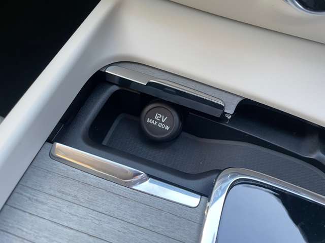 ボルボ Ｖ６０クロスカントリー アルティメット Ｂ５ ＡＷＤ ４ＷＤ R5年 (東北) 99