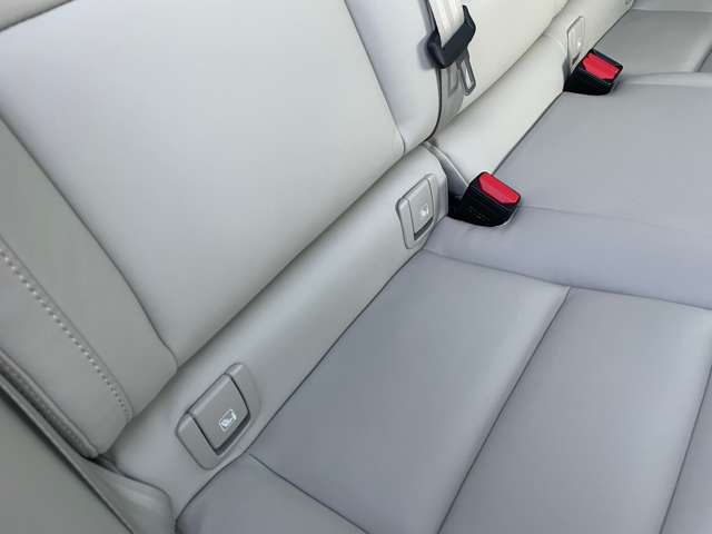 ボルボ Ｖ６０クロスカントリー アルティメット Ｂ５ ＡＷＤ ４ＷＤ R5年 (東北) 99