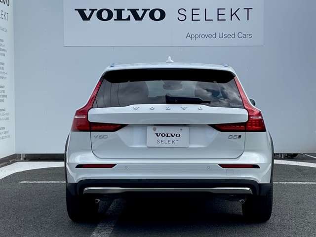 ボルボ Ｖ６０クロスカントリー アルティメット Ｂ５ ＡＷＤ ４ＷＤ R5年 (東北) 99
