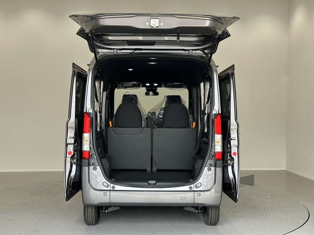 ホンダ Ｎ−ＶＡＮ ６６０ ＋スタイル ファン R4年 (中国) 99