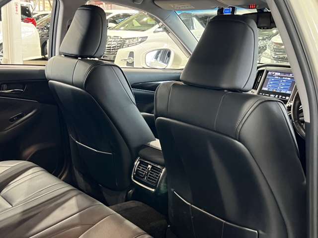 トヨタ クラウンアスリート ２．５ Ｇ H25年 (関東) 99