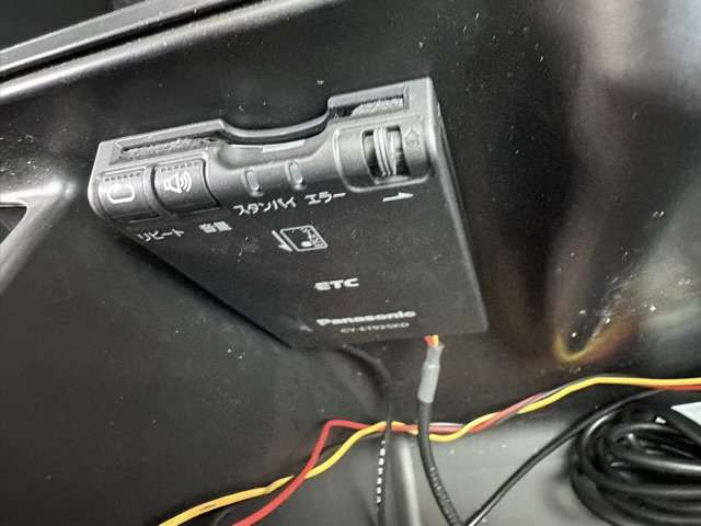 スズキ スイフト スポーツ １．４ R5年 (東海) 99