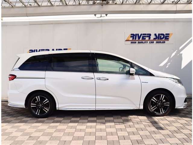 ホンダ オデッセイ　ハイブリッド ２．０ ハイブリッド アブソルート ホンダセンシング アドバンスドパッケージ H28年 (関東) 99