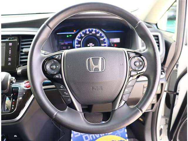 ホンダ オデッセイ　ハイブリッド ２．０ ハイブリッド アブソルート ホンダセンシング アドバンスドパッケージ H28年 (関東) 99