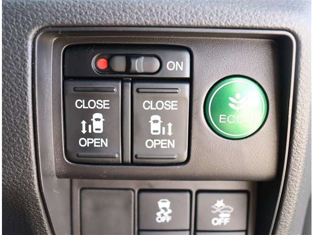 ホンダ オデッセイ　ハイブリッド ２．０ ハイブリッド アブソルート ホンダセンシング アドバンスドパッケージ H28年 (関東) 99