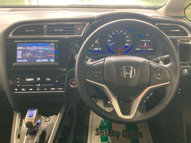 ホンダ シャトル １．５ ハイブリッド Ｘ スタイルエディション ４ＷＤ H28年 (北海道) 99