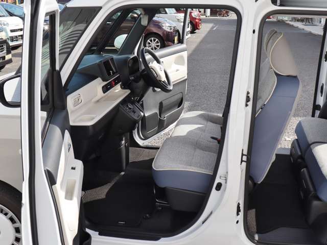 ダイハツ ムーヴ　キャンバス ６６０ ストライプス Ｇ R5年 (中国) 99