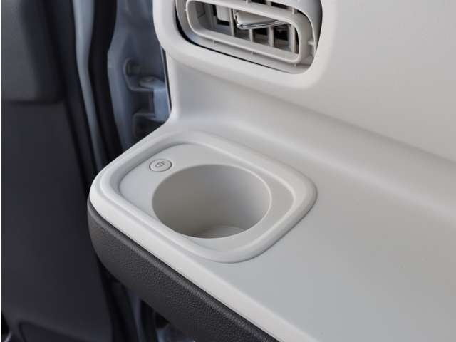 ダイハツ ムーヴ　キャンバス ６６０ ストライプス Ｇ R5年 (中国) 99