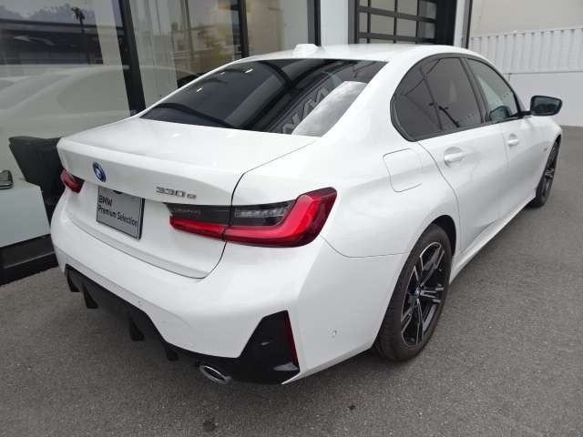 ＢＭＷ ３シリーズ ３３０ｅ　Ｍスポーツ R5年 (近畿) 99