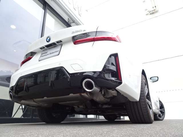 ＢＭＷ ３シリーズ ３３０ｅ　Ｍスポーツ R5年 (近畿) 99