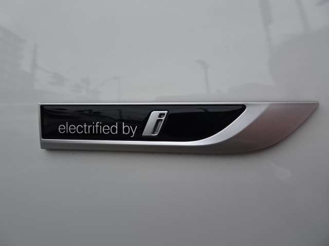 ＢＭＷ ３シリーズ ３３０ｅ　Ｍスポーツ R5年 (近畿) 99