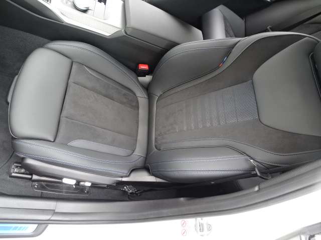 ＢＭＷ ３シリーズ ３３０ｅ　Ｍスポーツ R5年 (近畿) 99