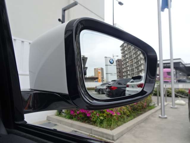 ＢＭＷ ３シリーズ ３３０ｅ　Ｍスポーツ R5年 (近畿) 99