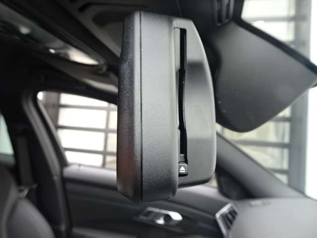 ＢＭＷ ３シリーズ ３３０ｅ　Ｍスポーツ R5年 (近畿) 99