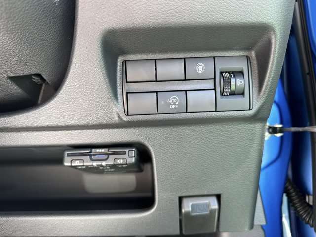 日産 デイズ ６６０ ハイウェイスターＸ R1年 (東海) 99