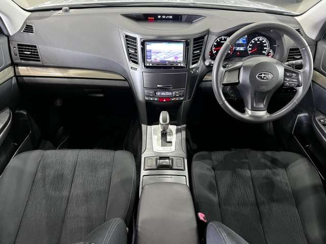 スバル レガシィツーリングワゴン ２．５ Ｉ アイサイト ４ＷＤ H25年 (関東) 99