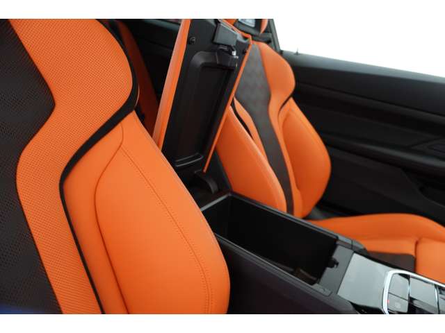 ＢＭＷ Ｍ４クーペ コンペティション Ｍ Ｘドライブ ４ＷＤ R5年 (近畿) 99