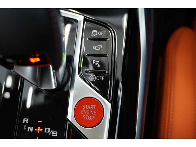 ＢＭＷ Ｍ４クーペ コンペティション Ｍ Ｘドライブ ４ＷＤ R5年 (近畿) 99