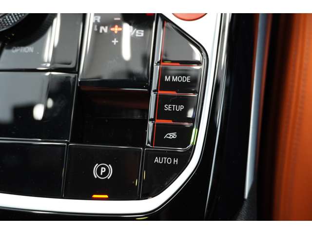 ＢＭＷ Ｍ４クーペ コンペティション Ｍ Ｘドライブ ４ＷＤ R5年 (近畿) 99