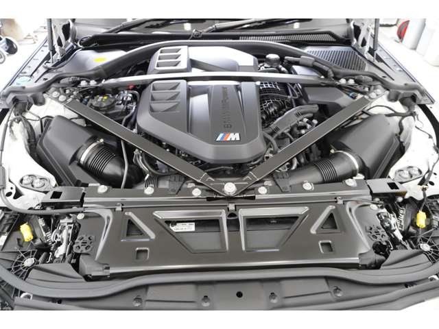 ＢＭＷ Ｍ４クーペ コンペティション Ｍ Ｘドライブ ４ＷＤ R5年 (近畿) 99