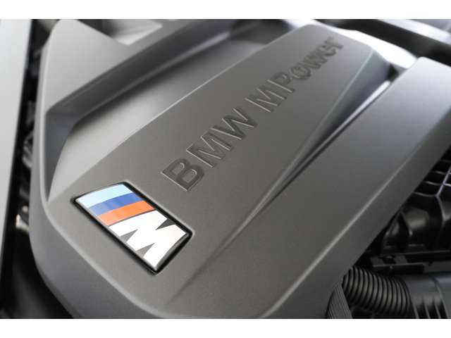 ＢＭＷ Ｍ４クーペ コンペティション Ｍ Ｘドライブ ４ＷＤ R5年 (近畿) 99