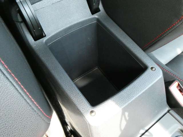 フォルクスワーゲン ゴルフ ＧＴＩ H26年 (関東) 99