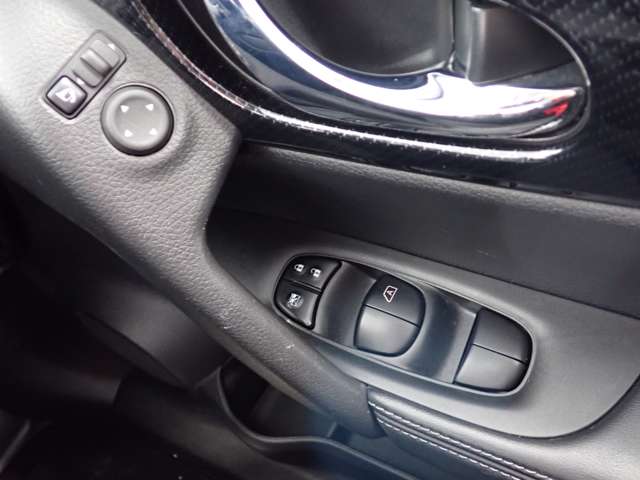 日産 エクストレイル ２．０ ２０ＸＩ Ｖセレクション ２列車 ４ＷＤ R4年 (関東) 99