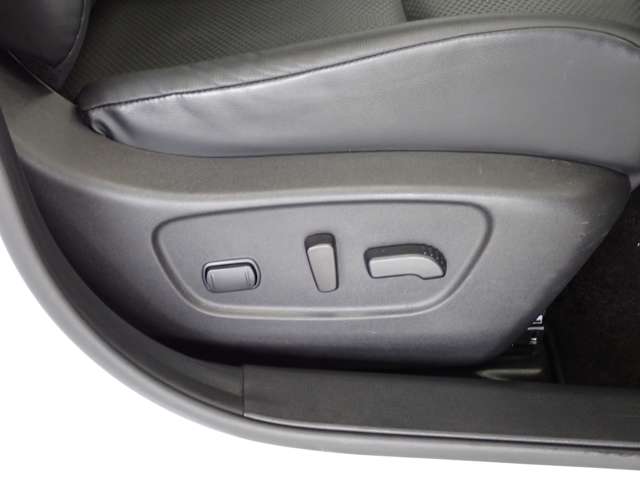 日産 エクストレイル ２．０ ２０ＸＩ Ｖセレクション ２列車 ４ＷＤ R4年 (関東) 99