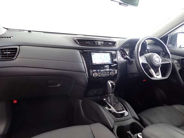 日産 エクストレイル ２．０ ２０ＸＩ Ｖセレクション ２列車 ４ＷＤ R4年 (関東) 99