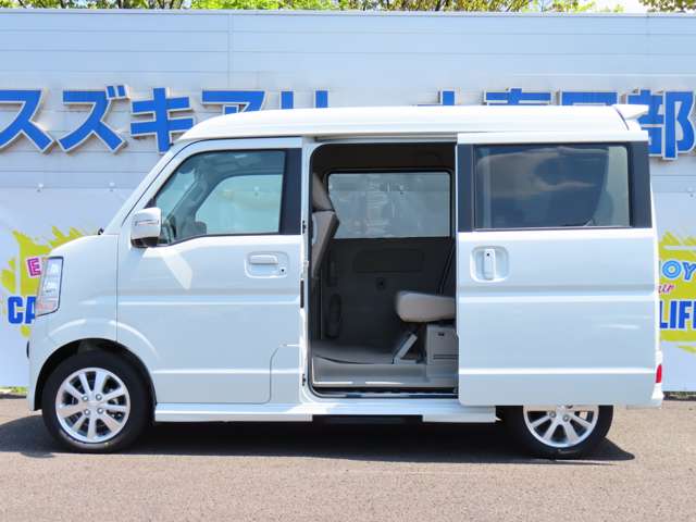 スズキ エブリイワゴン ６６０ ＰＺターボスペシャル ハイルーフ ４ＷＤ R5年 (関東) 99