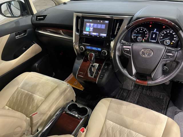 トヨタ ヴェルファイア ２．５ Ｖ H27年 (関東) 99