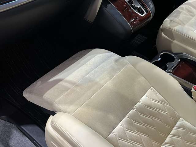 トヨタ ヴェルファイア ２．５ Ｖ H27年 (関東) 99