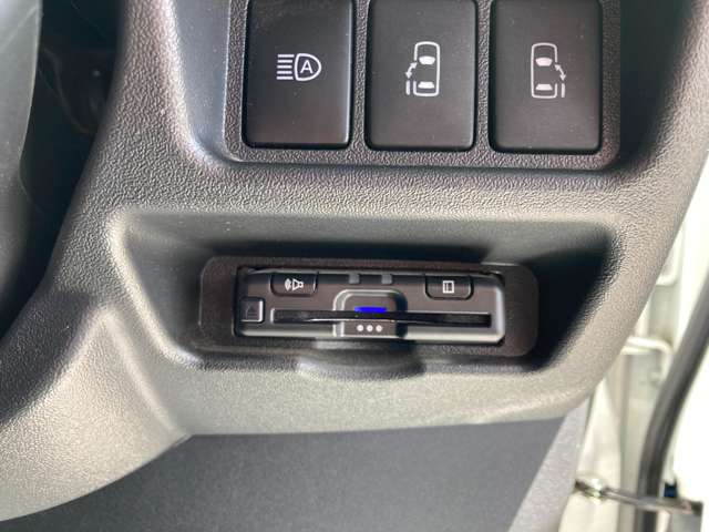 トヨタ ハイエースバン ２．８ スーパーＧＬ ダークプライムＩＩ ロングボディ ディーゼルターボ ４ＷＤ R4年 (東北) 99