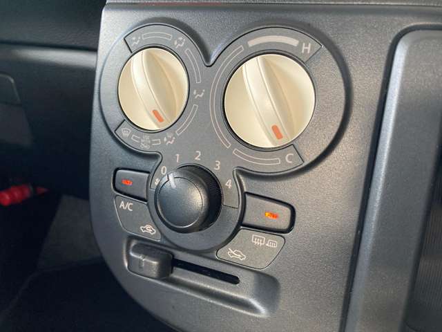 スズキ アルト ６６０ Ｓ レーダーブレーキサポート装着車 ４ＷＤ H30年 (東北) 99