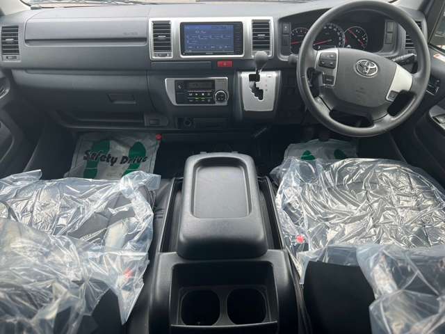 トヨタ レジアスエースバン ２．８ スーパーＧＬ ロングボディ ディーゼルターボ ４ＷＤ R1年 (北海道) 99